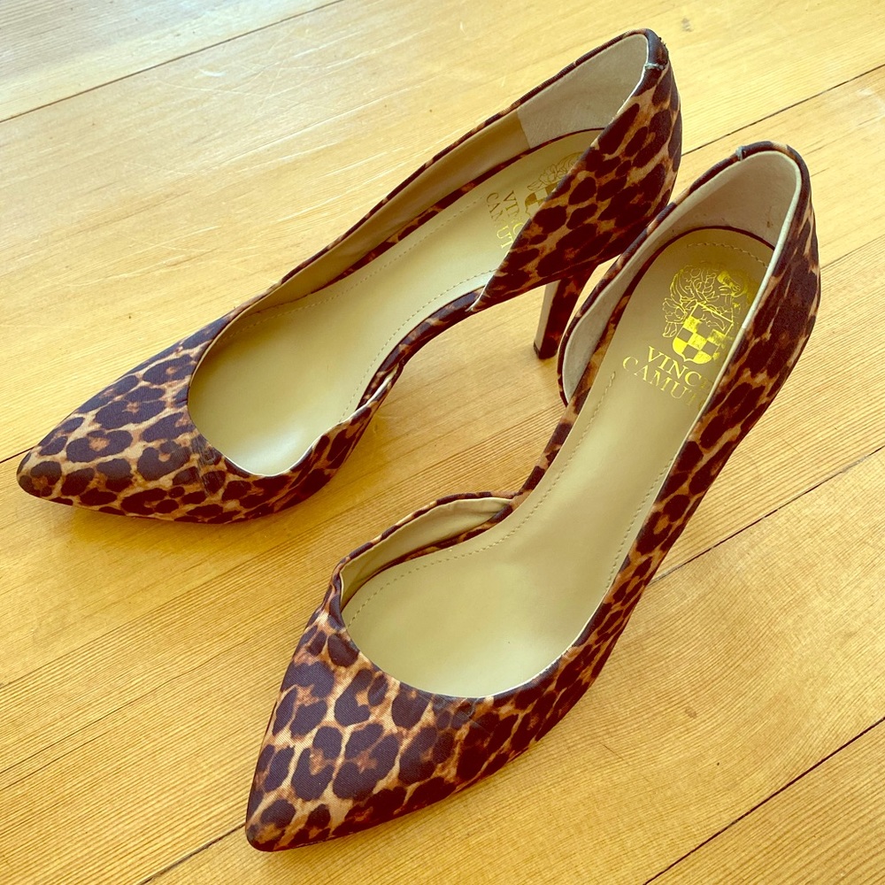 Vince Camuto Kehlia Pumps In Sexy Cutaway d'Orsay Silhouette